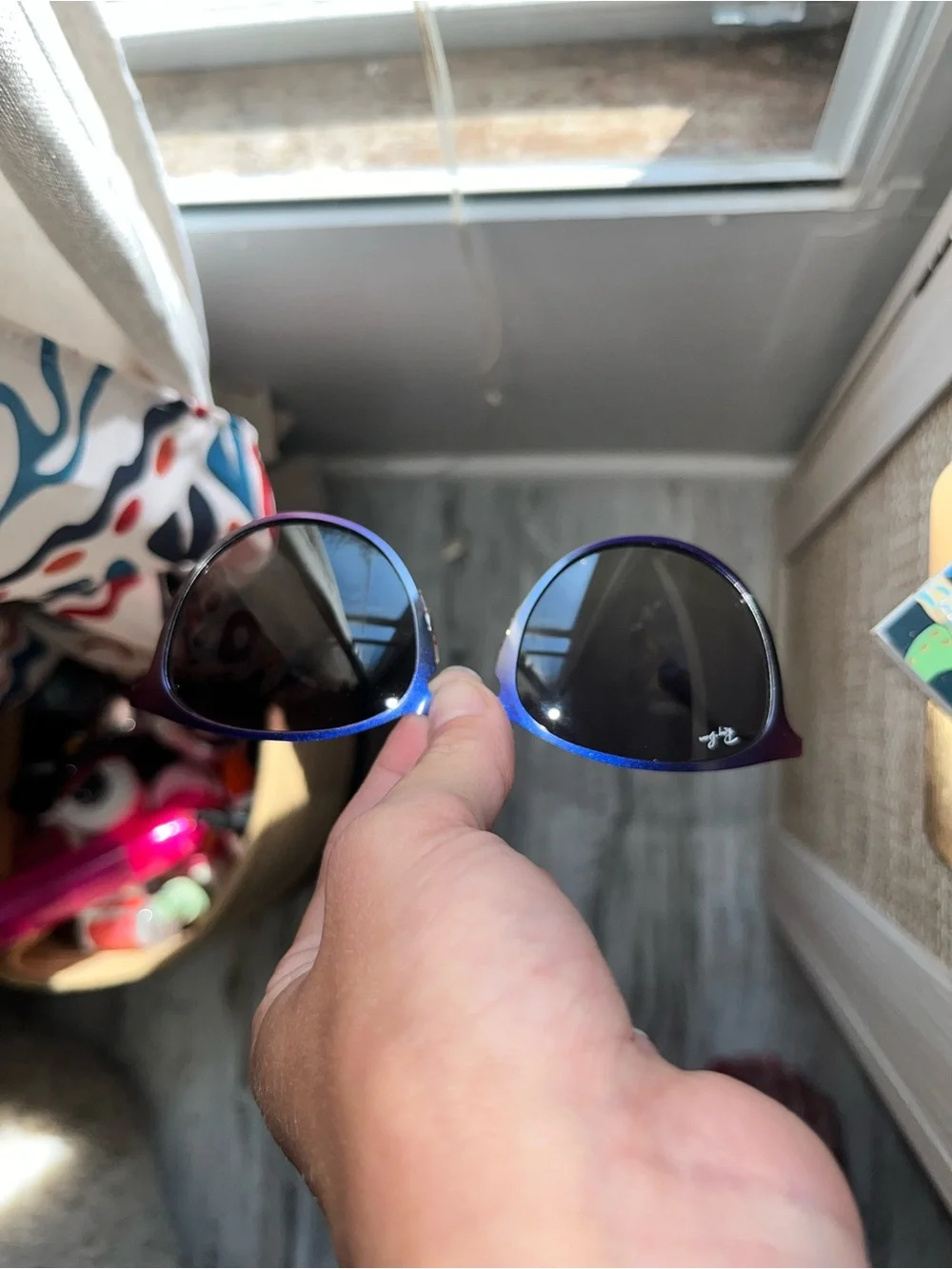 Ray-Ban Women's Blue to Purple Gradient Round Sunglasses